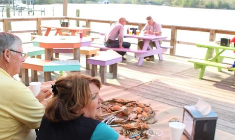 Urbanna Seafood | Outdoor Dining on the Rappahannock & Chesapeake Bay