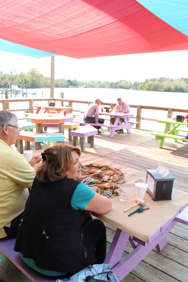 Urbanna Seafood | Outdoor Dining on the Rappahannock & Chesapeake Bay