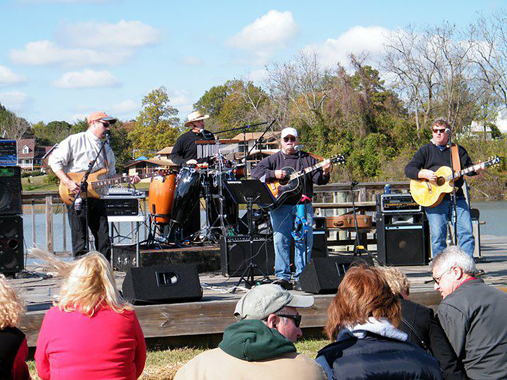 music under the stars Virginia's River Realm