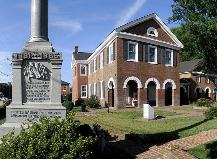 Visit Saluda, Virginia in Virginia's River Realm