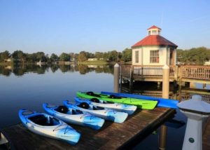 kayaking Carter's Creek with the Tides Inn